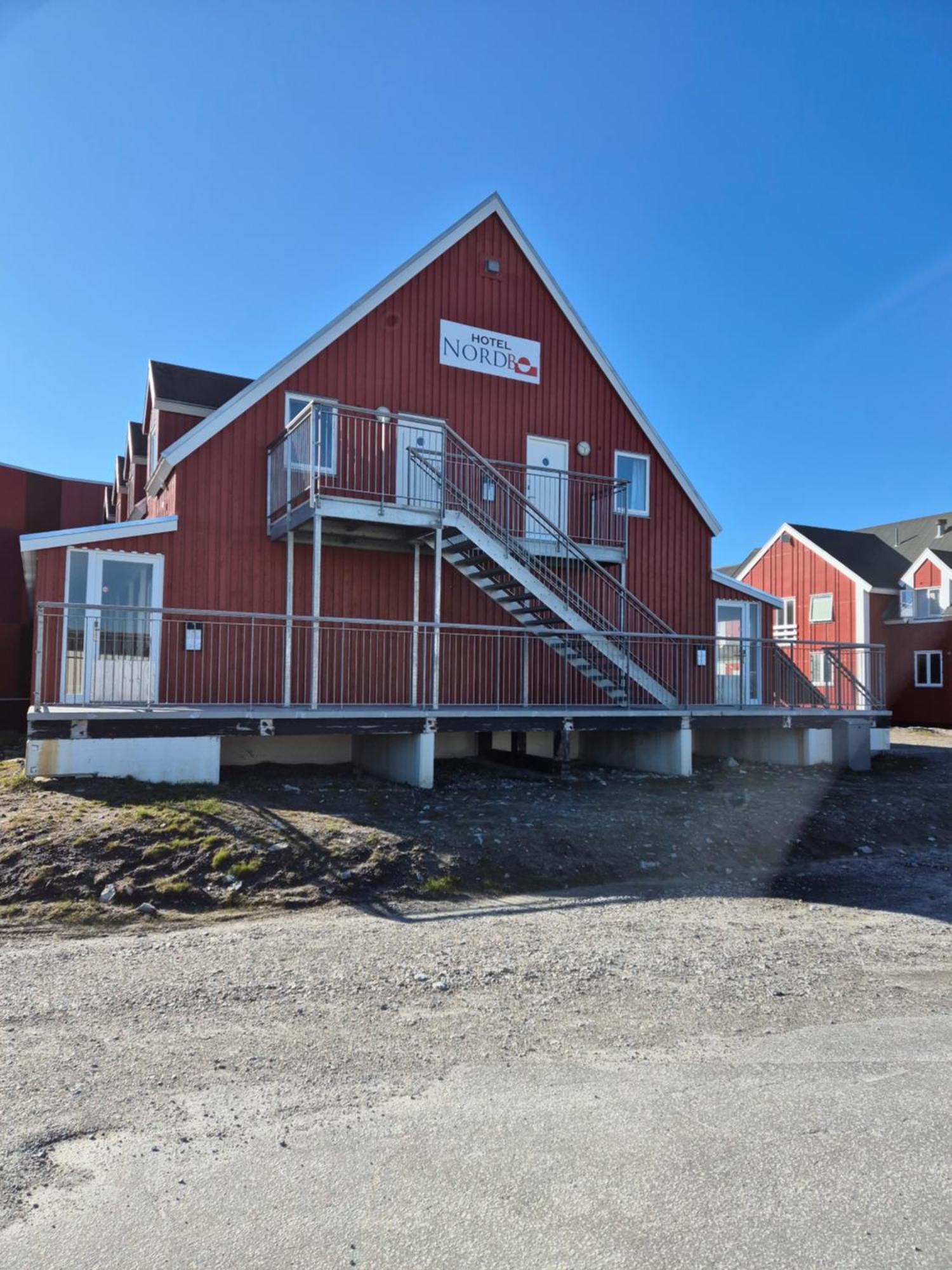 Hotel Nordbo Nuuk Ngoại thất bức ảnh
